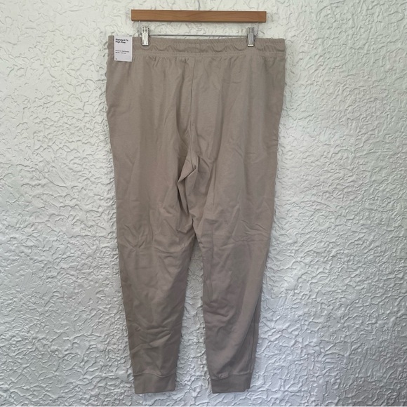 NWT Nike Standard Fit High Rise Joggers XL - Picture 5 of 6